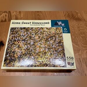 Home Sweet Honeycomb - 550 Piece Adult BEE Puzzle